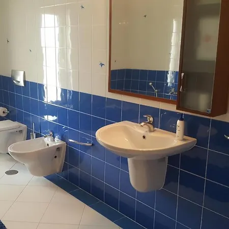 Blue House - Leiria, Entre Fatima E Nazare Tatil Evi Maceira (Leiria)